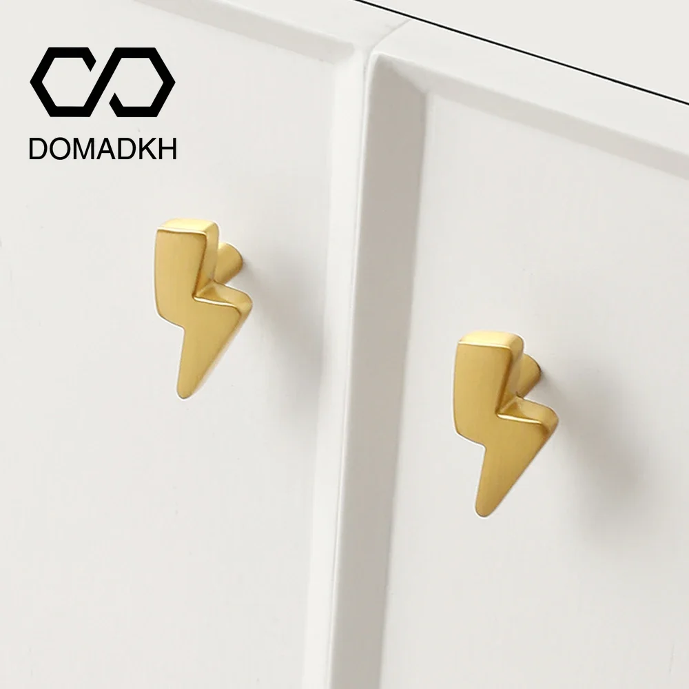 Lightning Design Brass Cabinet - Unique Furniture Hardware recension och pris