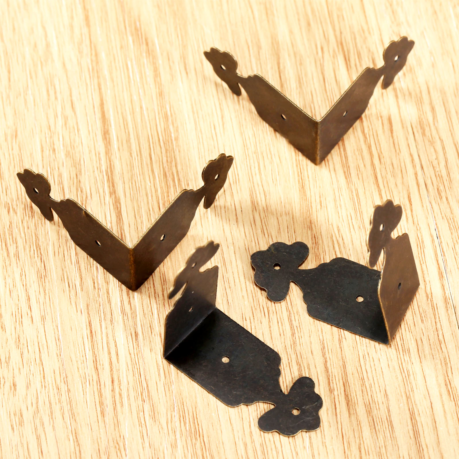 4pcs Decorative Corner Protect - Furniture Hardware Nails recension och pris