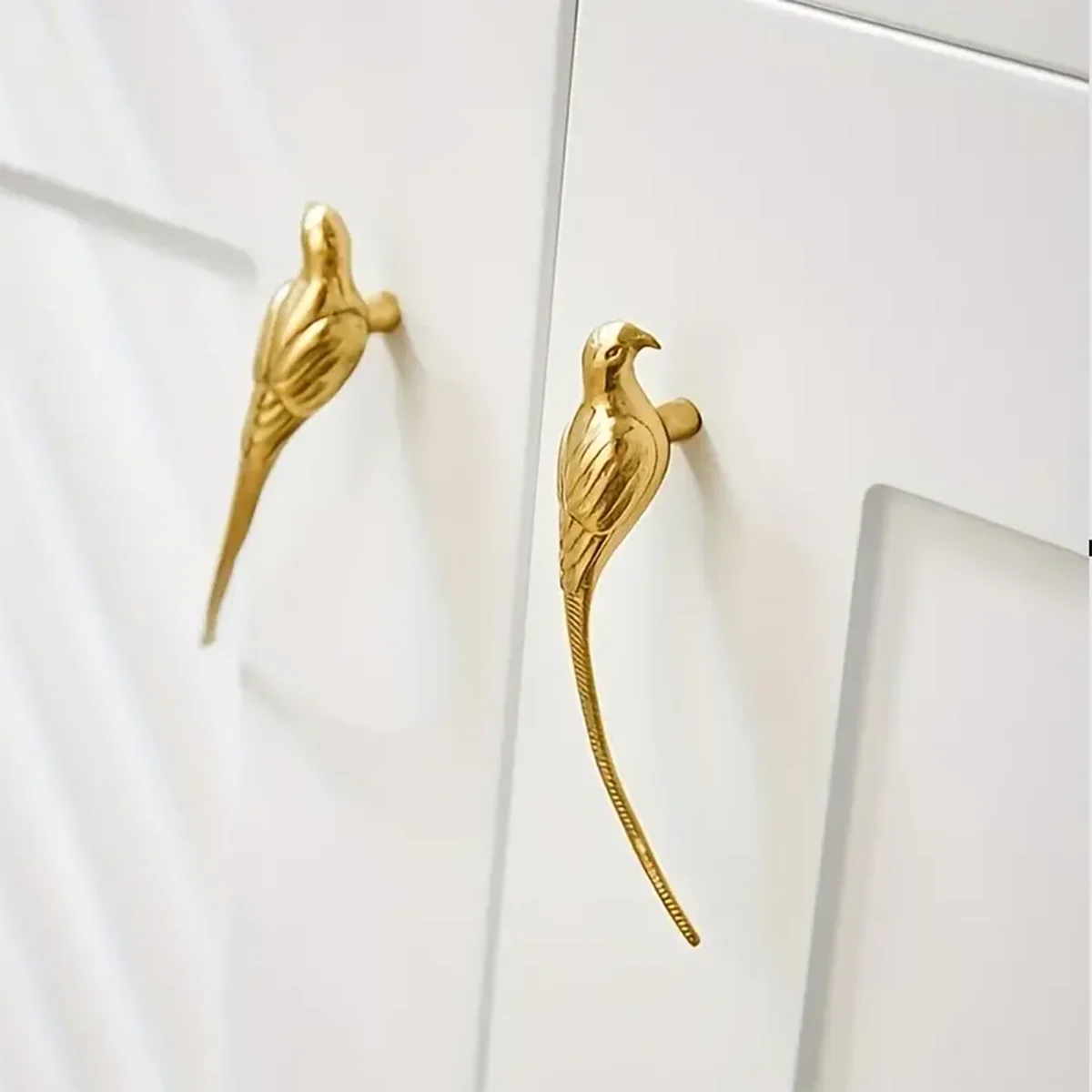 Golden Bird Drawer Pulls - Uni - Unique Furniture Hardware recension och pris