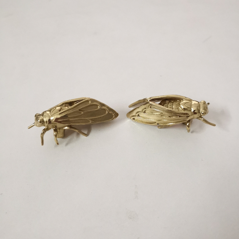 Brass Cicada Hardware Handle B - Unique Furniture Hardware recension och pris