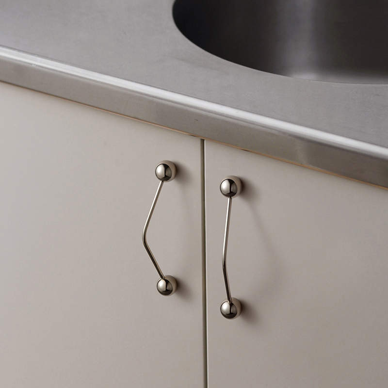 Goo-Ki Solid Brass Unique Desi - Unique Furniture Hardware recension och pris
