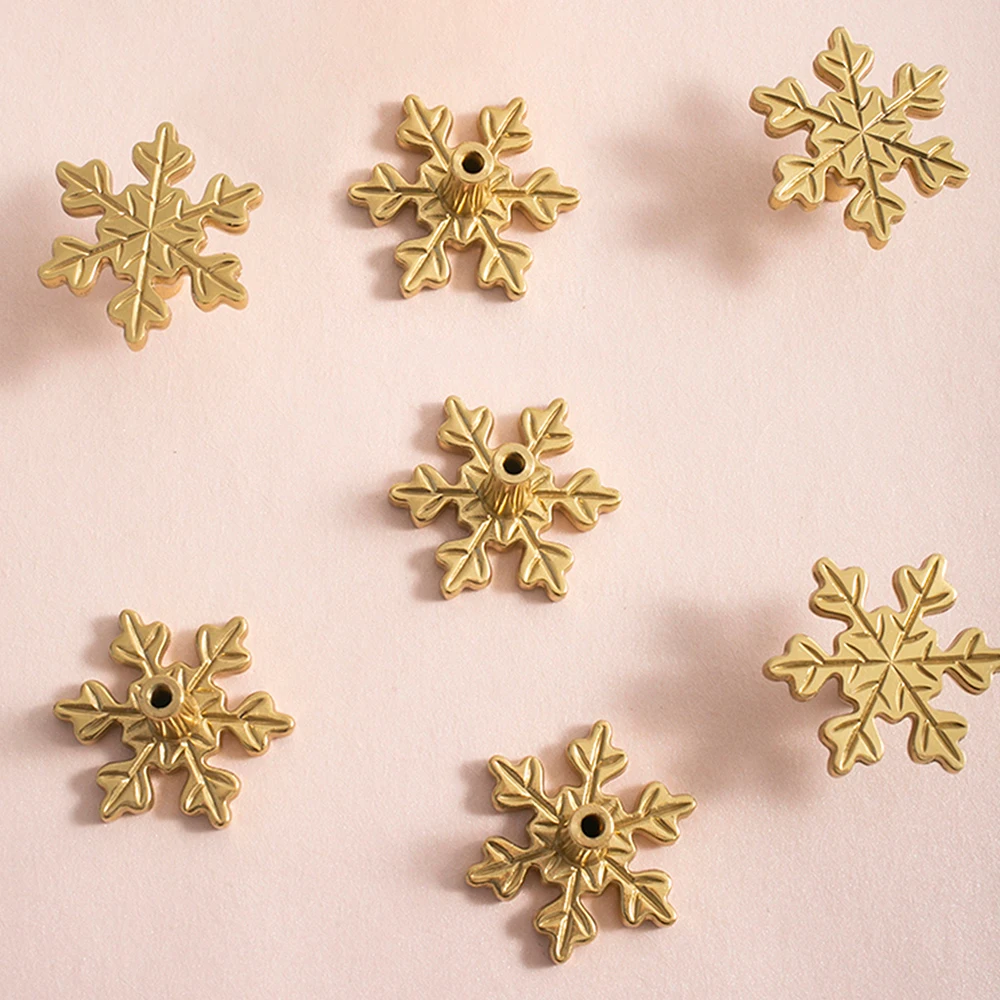Snowflake Brass Cabinet Door K - Unique Furniture Hardware recension och pris