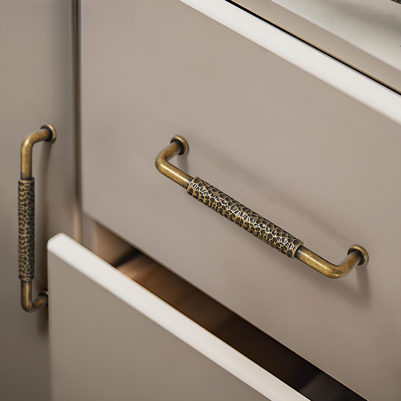 Vintage Antique‑Copper Cabinet - Unique Furniture Hardware recension och pris